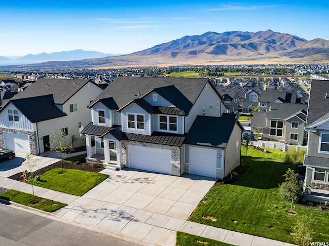1763 W Olympus Dr Saratoga Springs, UT 84045