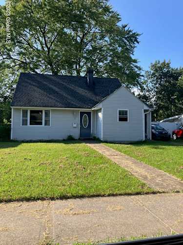 13 Crestwood Ct Albany, NY 12208