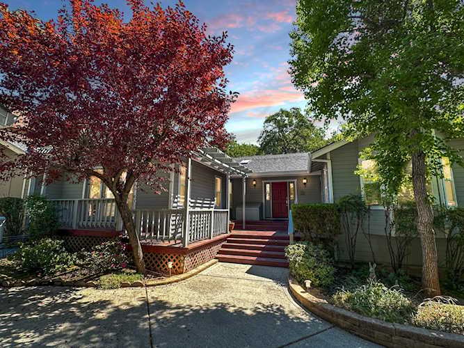 12918 Torrey Pines Drive Auburn, CA 95602