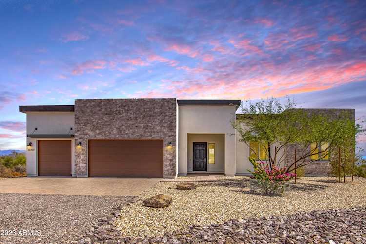 16707 E Dixileta Drive Scottsdale, AZ 85262