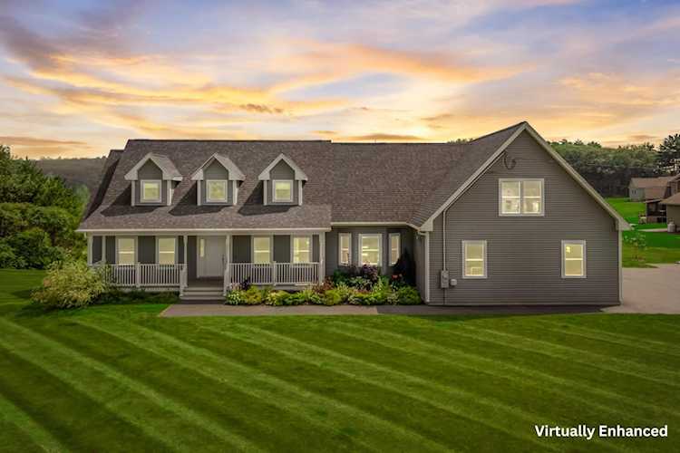 13 Perkins Dr Hampden, ME 04444