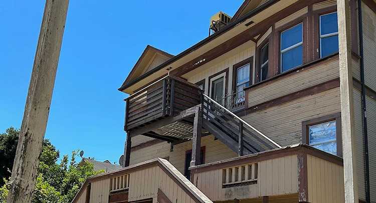 1103-1109 Wanda Street Crockett, CA 94525