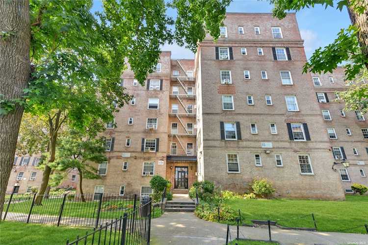 51-36 30th Ave #3F Woodside, NY 11377