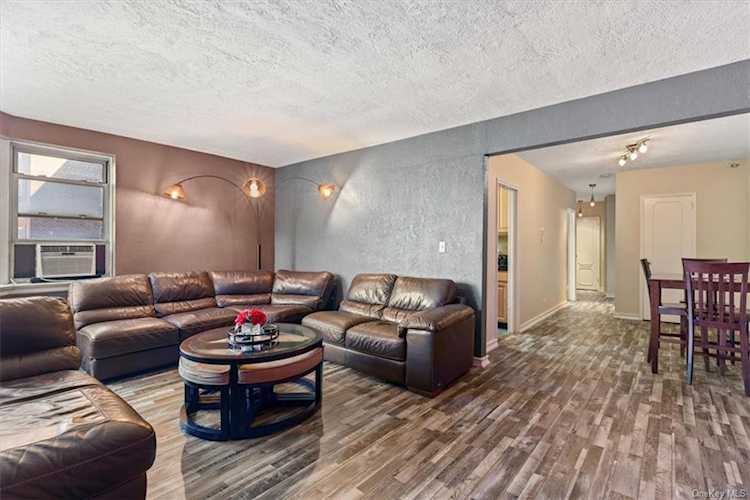 2711 Henry Hudson Parkway #4E Bronx, NY 10463