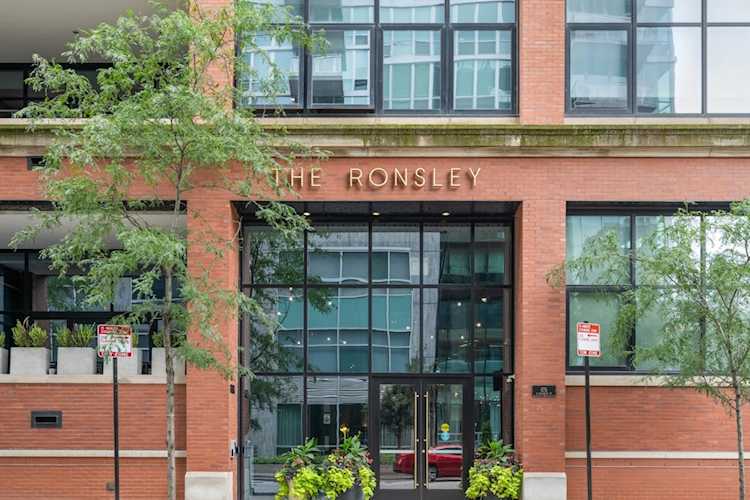 676 N Kingsbury St #302 Chicago, IL 60654