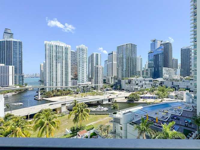 90 SW 3rd St #1715 Miami, FL 33130