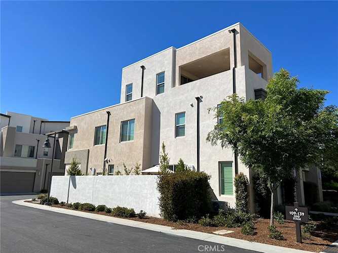 109 Stage Irvine, CA 92618 | MLS TR23135409 Photo 1