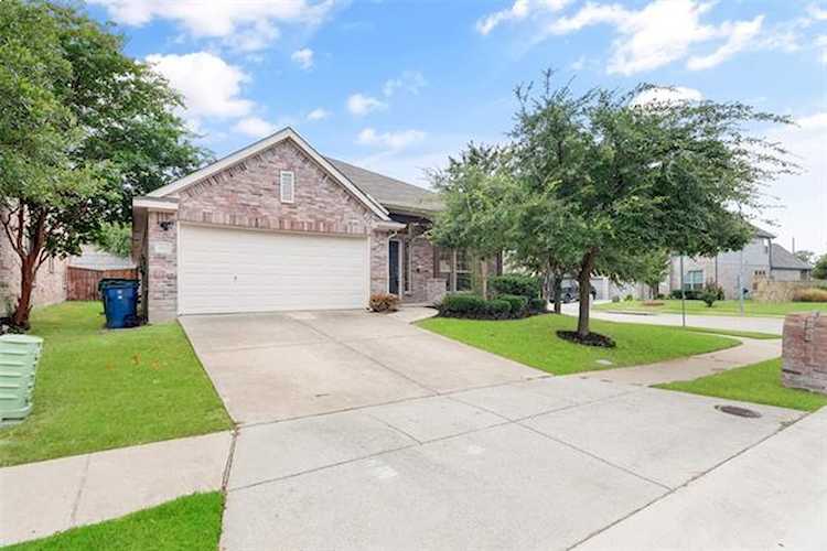 2845 Fair Timber Way McKinney, TX 75071