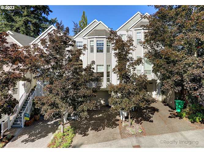 6209 SW 18th DR, Portland, OR 97239 | MLS# 23456972 Photo 1