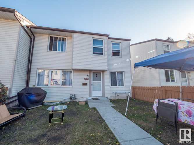 6538 178 Street Edmonton, AB T5T 2A2