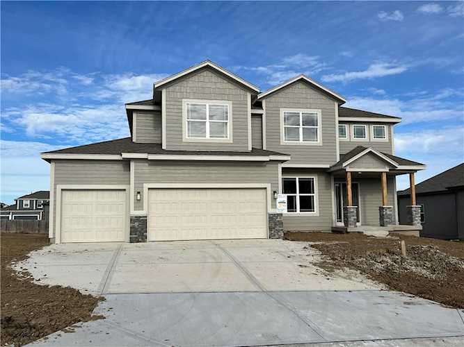 19002 W 168th St Olathe, KS 66062