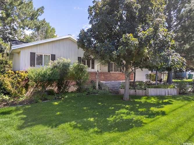 11064 N 5600 W Highland, UT 84003