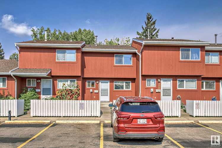 10662 Beaumaris Road Edmonton, AB T5X 3N4