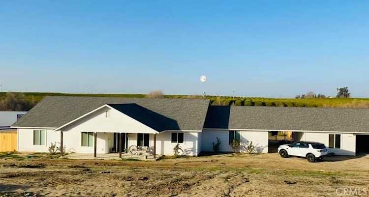 28845 Ave 22 Madera, CA 39698