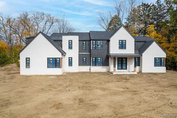32627 Bingham Ln Bingham Farms Vlg, MI 48025