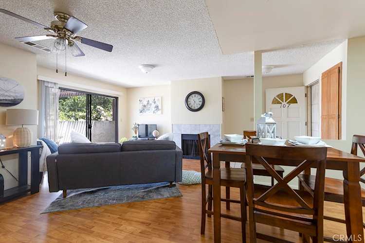 9504 Harvard St #107 Bellflower, CA 90706