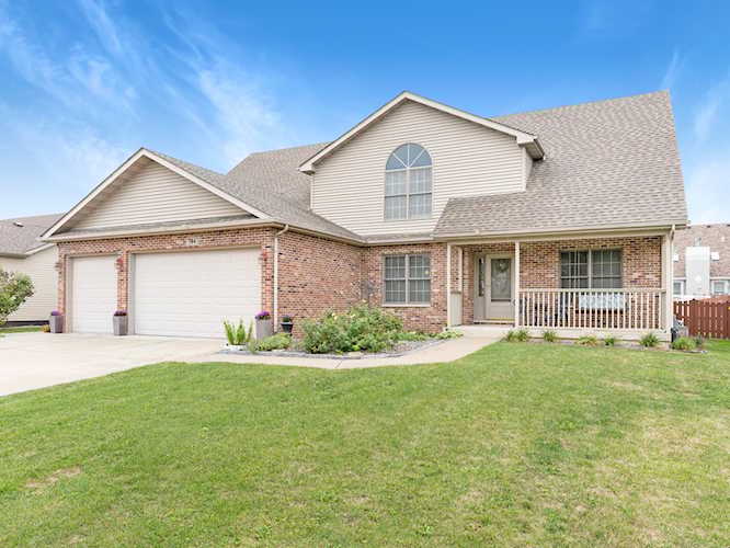 704 Clifford Dr Minooka, IL 60447