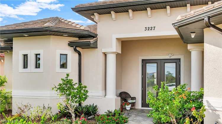 3227 W Embers Parkway Cape Coral, FL 33993