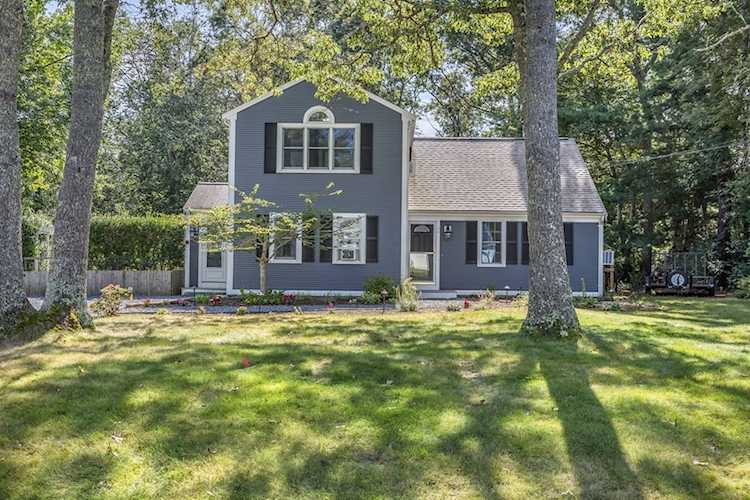 24 Joe Jay Ln Sandwich, MA 02644