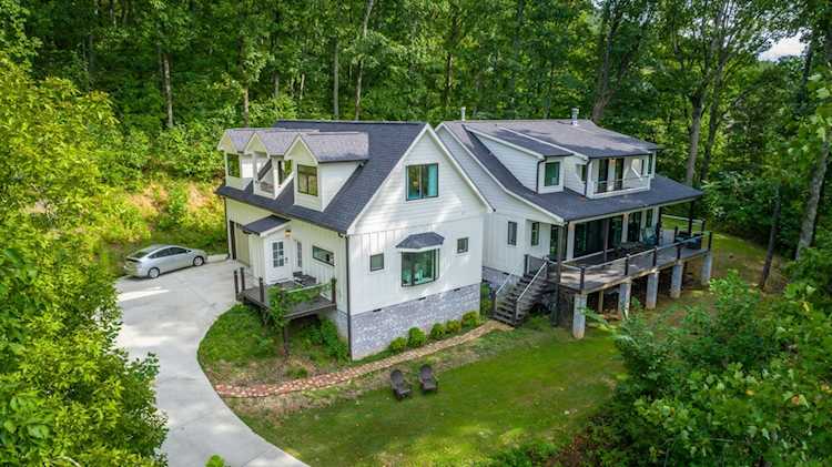 9642 Rising Tr Ooltewah, TN 37363