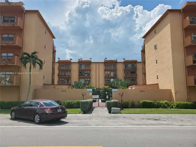Address Withheld Hialeah, FL 33012