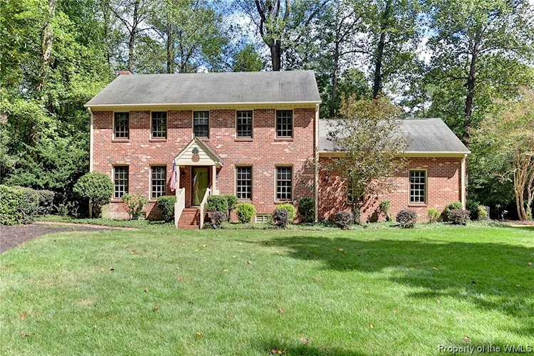 104 Holman Rd Williamsburg, VA 23185