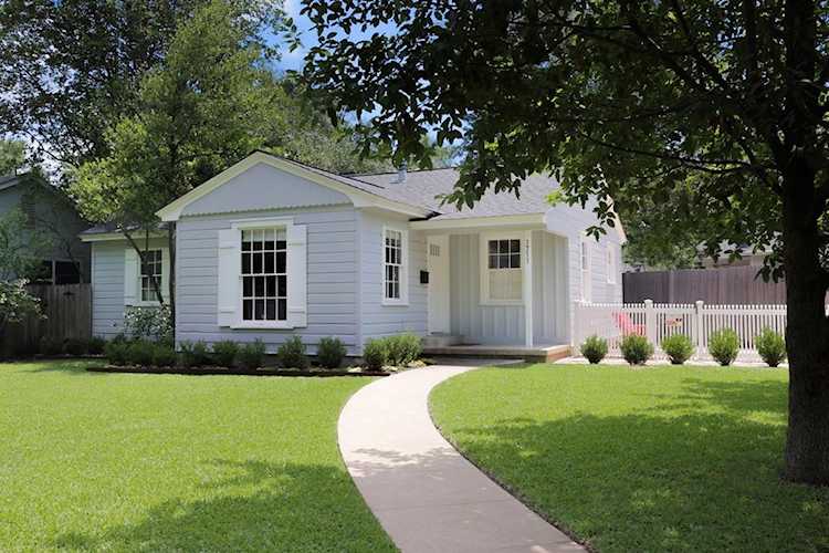 1711 W 34 Th ST Austin, TX 78703
