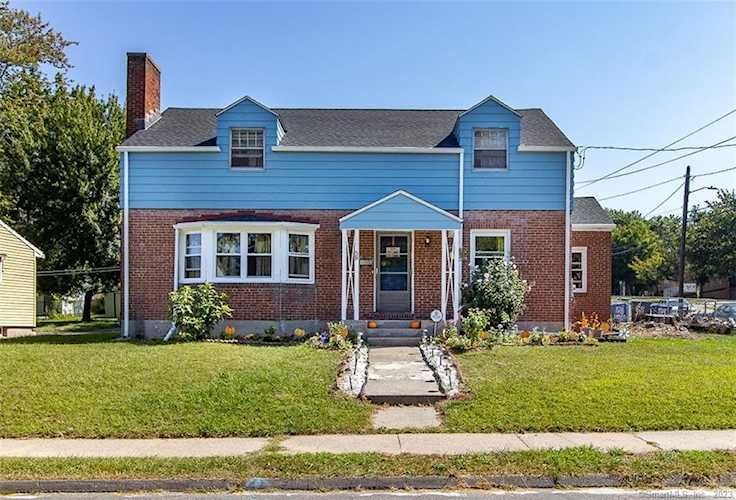 58 Ledger St Hartford, CT 06106