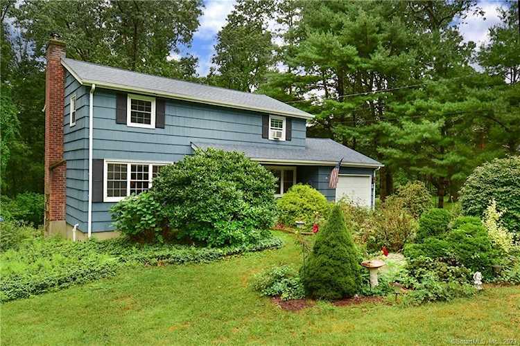 117 Willie Circle Tolland, CT 06084