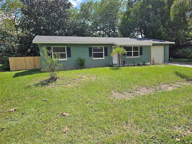27124 Simona Ave Brooksville, FL 34602