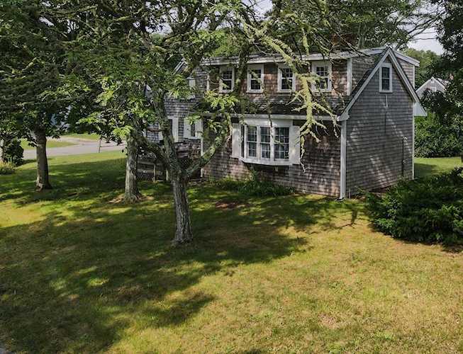104 Old Town Rd Barnstable, MA 02601