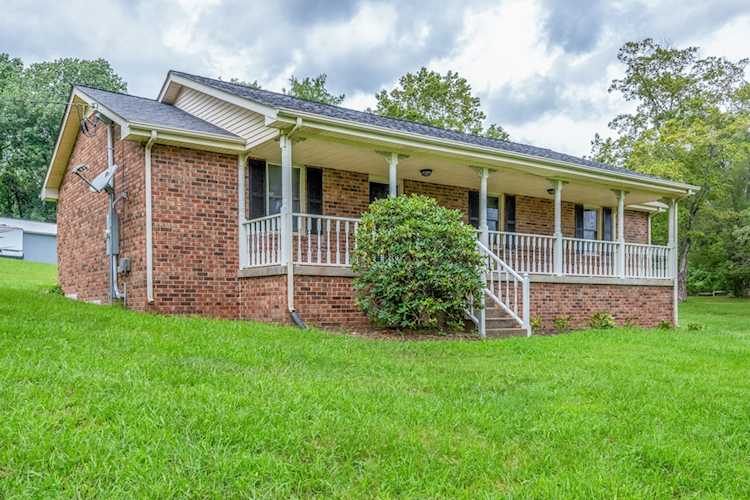 805 Walter Harris Rd Pleasant View, TN 37146