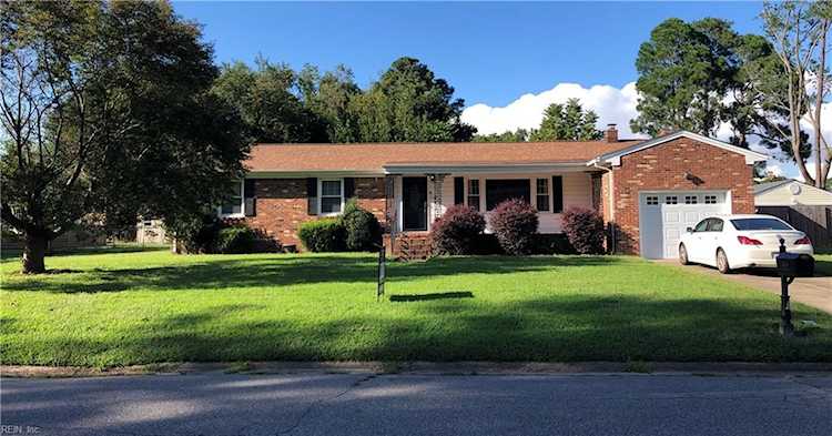 4516 Buckingham Dr Portsmouth, VA 23703