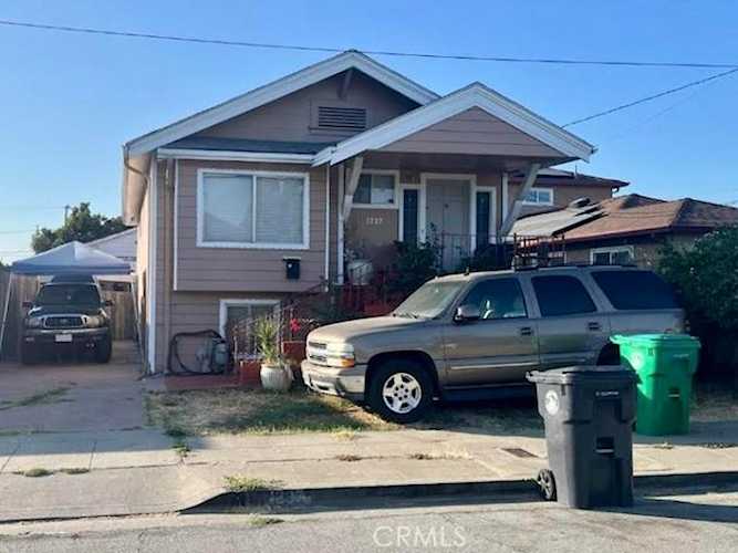 1237 145th Avenue San Leandro, CA 94578 | MLS CRFR23174961 Photo 1