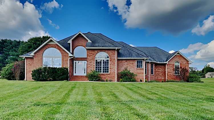 1024 Nina Dr Springfield, TN 37172