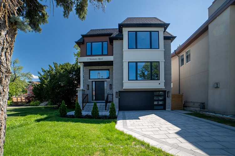 5 Yeomans Rd Toronto, ON M3H 3J3