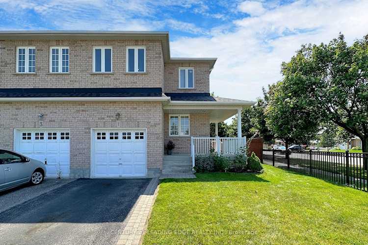 1 Teagarden Crt Whitby, ON L1R 2H9