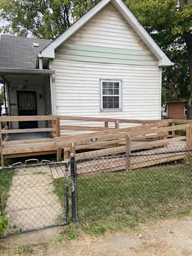 30 N Walcott St Indianapolis, IN 46201