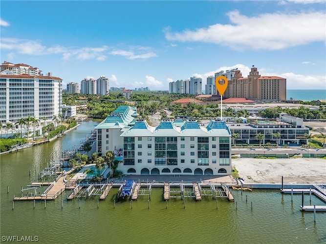 271 Southbay Dr #141 Naples, FL 34108