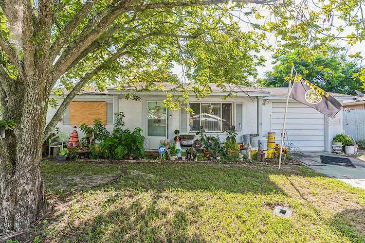 9030 Hunt Club Ln Port Richey, FL 34668