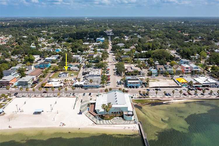 3120 56th St S Gulfport, FL 33707