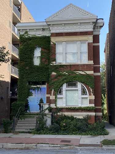 2329 N Geneva Terrace Chicago, IL 60614