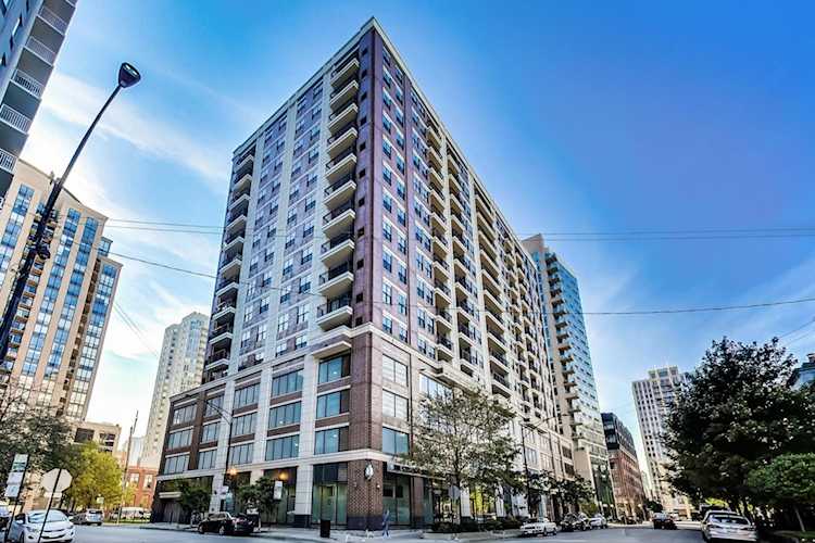 451 W Huron St #1107 Chicago, IL 60654