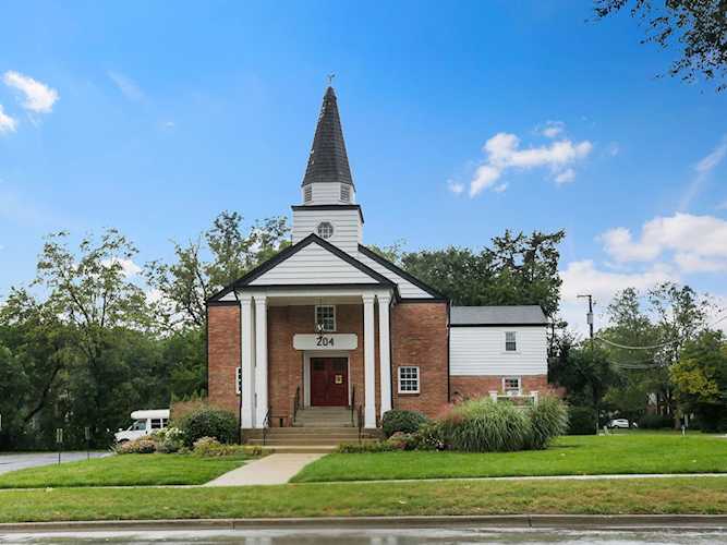 204 Spring St Cary, IL 60013