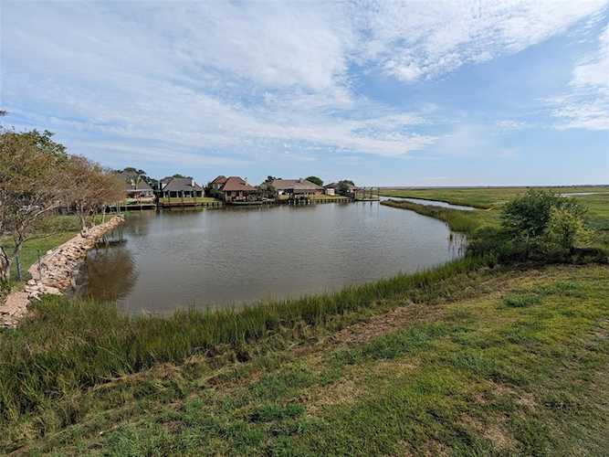 00 N 34th Ave Texas City, TX 77590