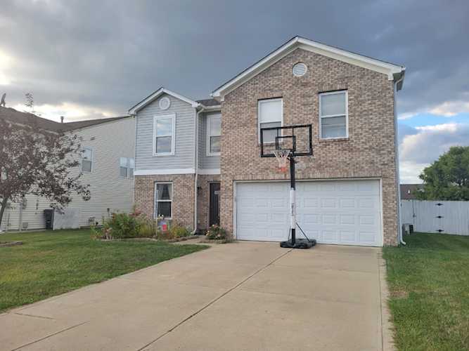 678 Harvest Meadow Way Whiteland, IN 46184