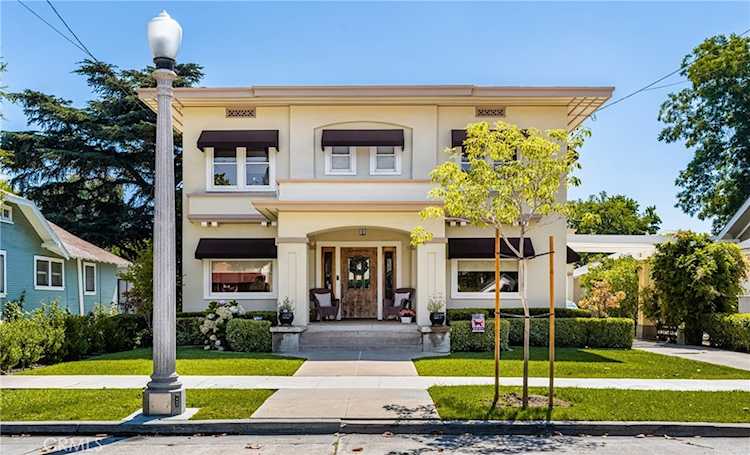 155 N Cleveland St Orange, CA 92866
