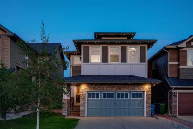 18 SW Cougar Ridge Rise Calgary, AB T3H 0S7