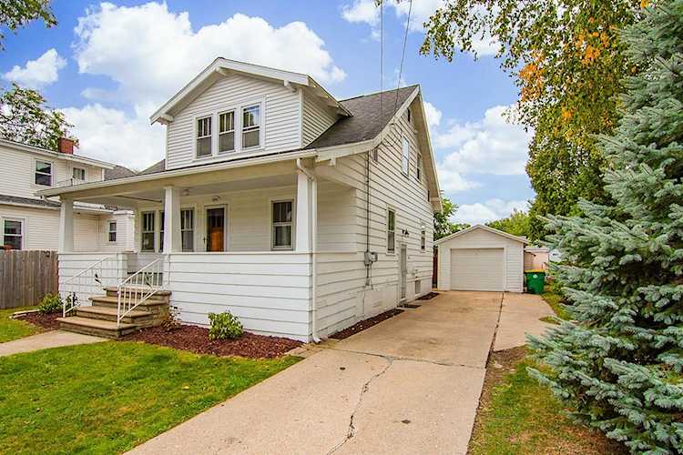 1081 Division St Green Bay, City of Green Bay, WI 54303-3048
