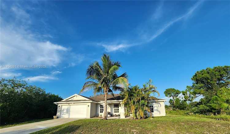 4628 Jane Ave N Lehigh Acres, FL 33971